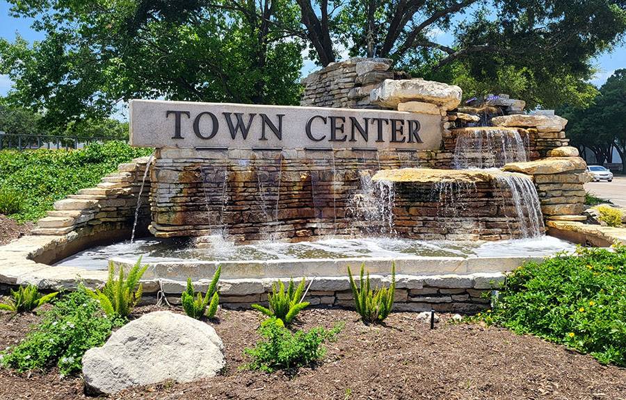 Kingwood Town Center waterfall sign Kingwood TX